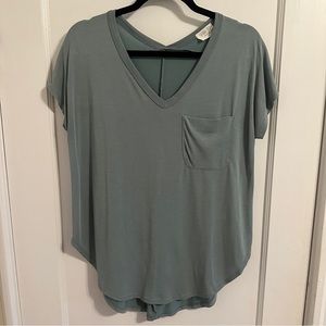 Sienna Sky tunic-length tee, M
